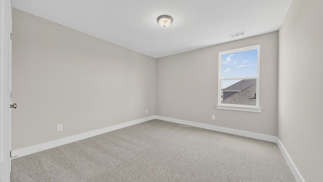 Spacious, unfurnished interior of a new home in McClure Farms, Columbia (Image 34).