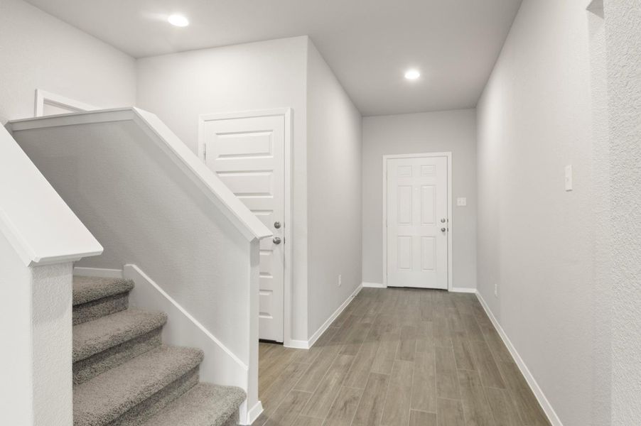 Spacious, unfurnished interior of a new home in Oaks at San Gabriel, Georgetown (Image 32).