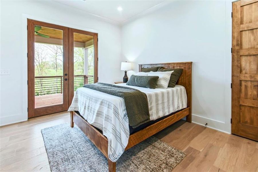 Furnished interior view inside a new home in , Blairsville (Image 61).