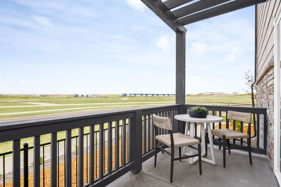 Representative exterior details of a home built from the 2212 by Risewell Homes in Windler, Aurora (Image 3).