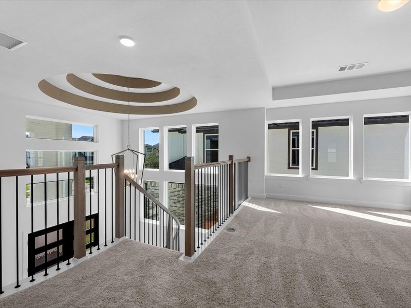 Furnished interior view inside a new home in Sienna, Missouri City (Image 8).
