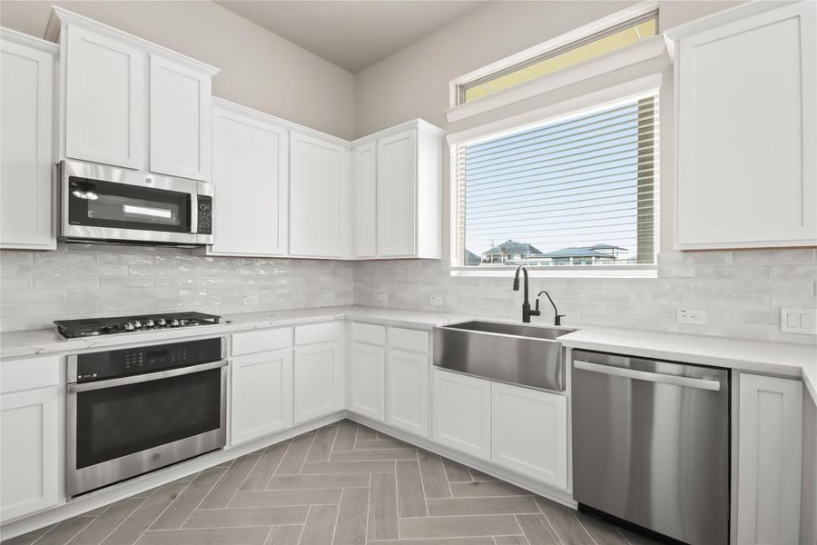 Stainless steel appliances and plenty of counter space!