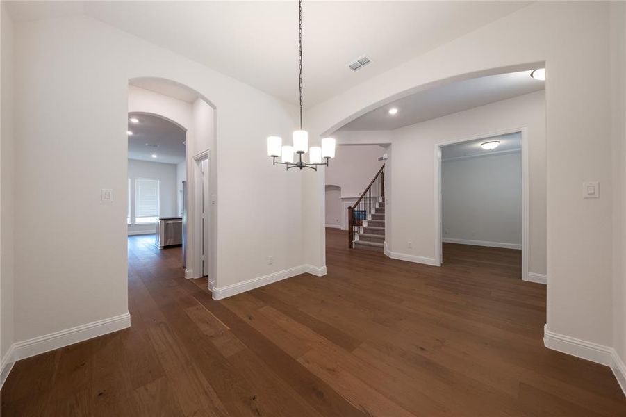 Spacious, unfurnished interior of a new home in Lovers Landing, Forney (Image 28).