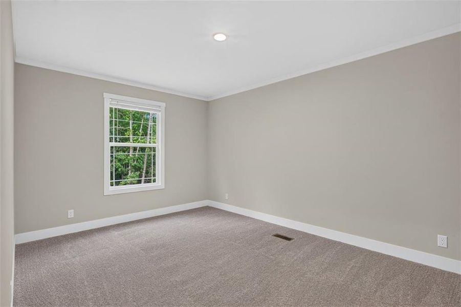 Spacious, unfurnished interior of a new home in , Waleska (Image 20).
