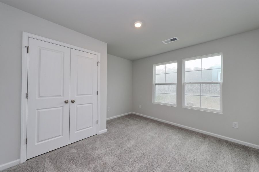Spacious, unfurnished interior of a new home in Hainer Place, Conway (Image 26).