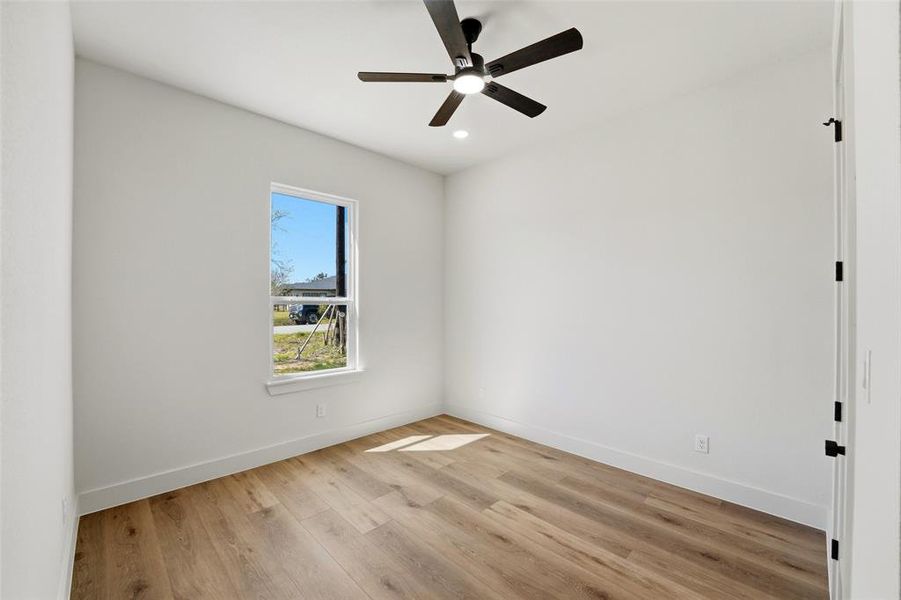 Spacious, unfurnished interior of a new home in , Fort Worth (Image 24).