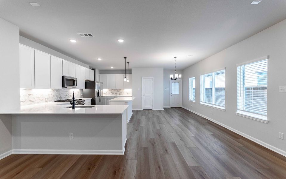 Image 15 of a home in Solterra. Image 15 of a home in Solterra.