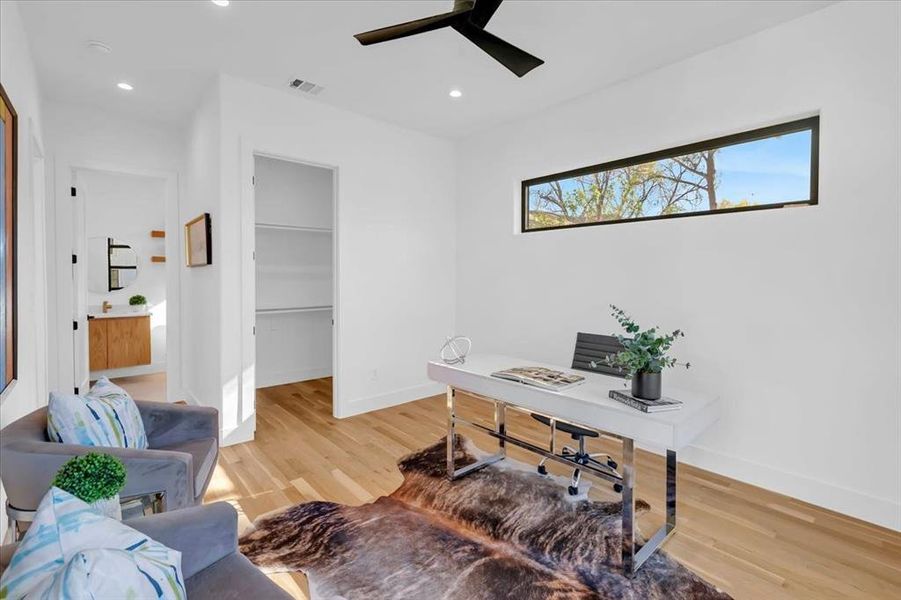 Furnished interior view inside a new home in , Dallas (Image 20).