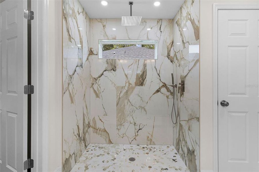 Image 32 of a home in .