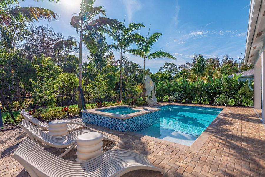 Representative exterior details of a home built from the Belize by GL Homes in Valencia Harbor (55+), Fort Myers (Image 3).