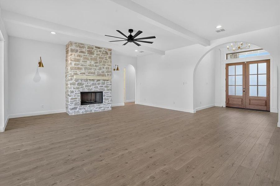 Spacious, unfurnished interior of a new home in , Godley (Image 16).