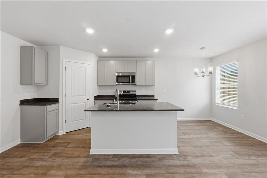 Furnished interior view inside a new home in Moss Creek, Hogansville (Image 6).