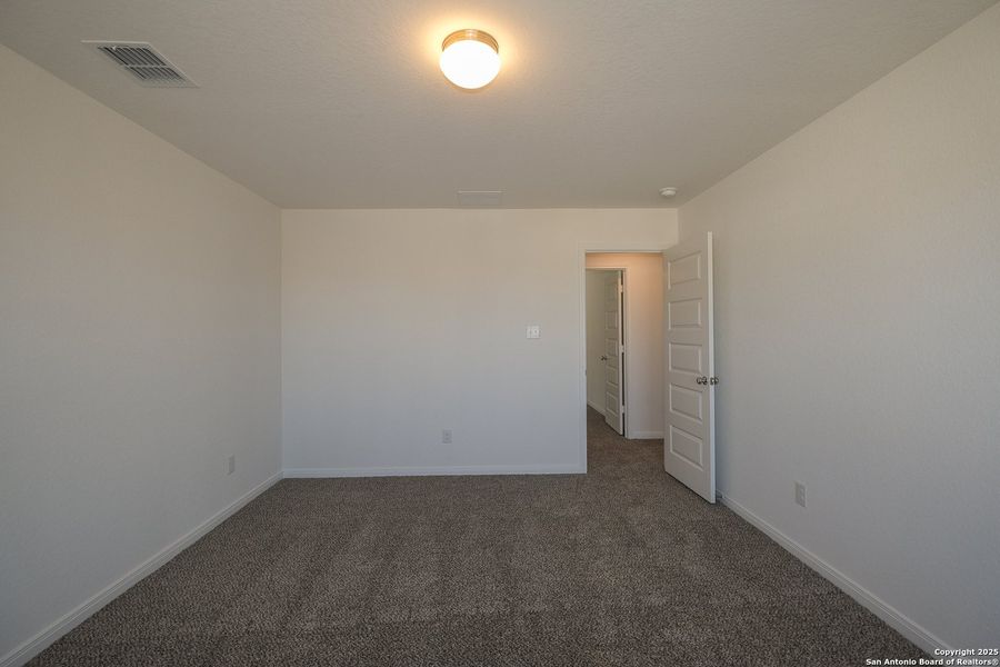 Spacious, unfurnished interior of a new home in Paloma Park, Converse (Image 25). Spacious, unfurnished interior of a new home in Paloma Park, Converse (Image 25).