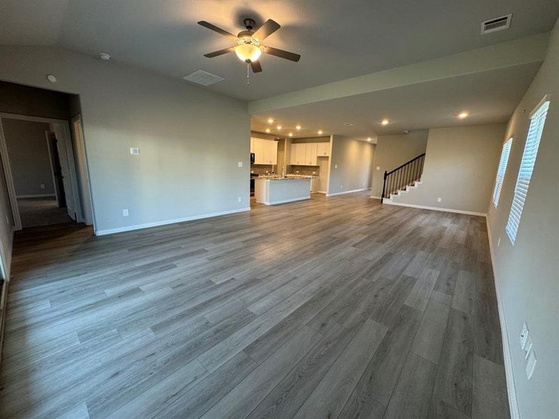 Spacious, unfurnished interior of a new home in Cibolo Hills, Fort Worth (Image 25). Spacious, unfurnished interior of a new home in Cibolo Hills, Fort Worth (Image 25).