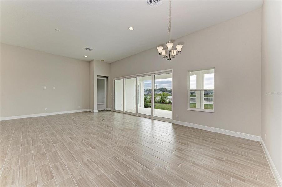 Spacious, unfurnished interior of a new home in Mirada, San Antonio (Image 36).