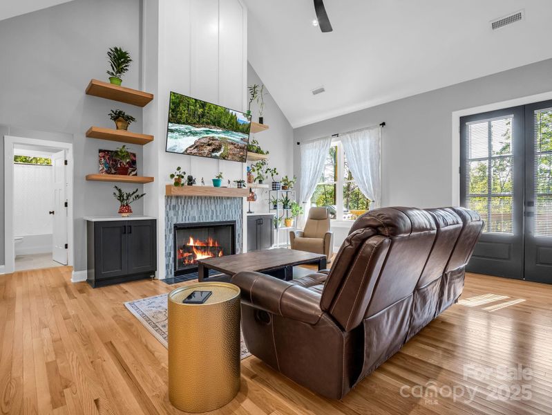 Furnished interior view inside a new home in , Columbus (Image 15).