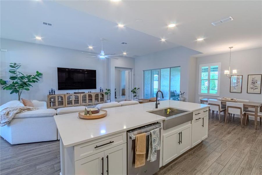 Furnished interior view inside a new home in Francisco Park, Oviedo (Image 45).