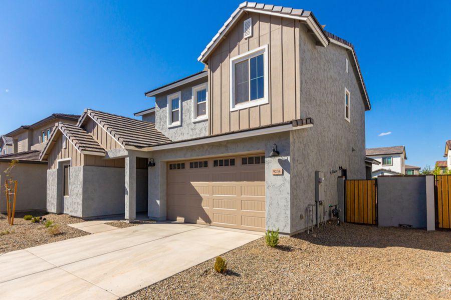 Lot 71 | Exterior of home | Holden | Rev at Eastmark | Mesa, AZ | Landsea Homes