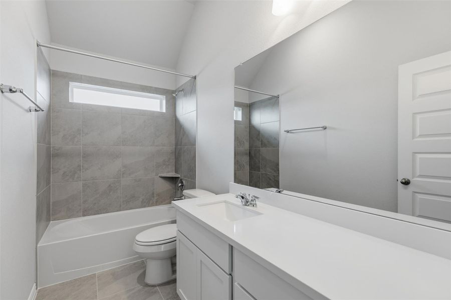 Furnished interior view inside a new home in Westland Ranch, League City (Image 5). Furnished interior view inside a new home in Westland Ranch, League City (Image 5).