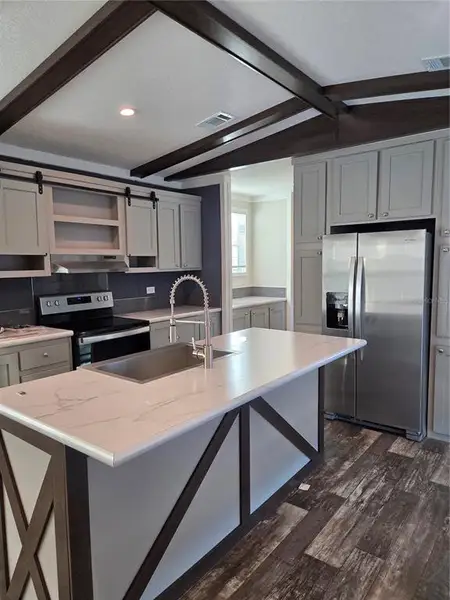 Furnished interior view inside a new home in , Plant City (Image 5).