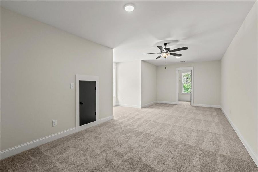 Spacious, unfurnished interior of a new home in , Carrollton (Image 28). Spacious, unfurnished interior of a new home in , Carrollton (Image 28).