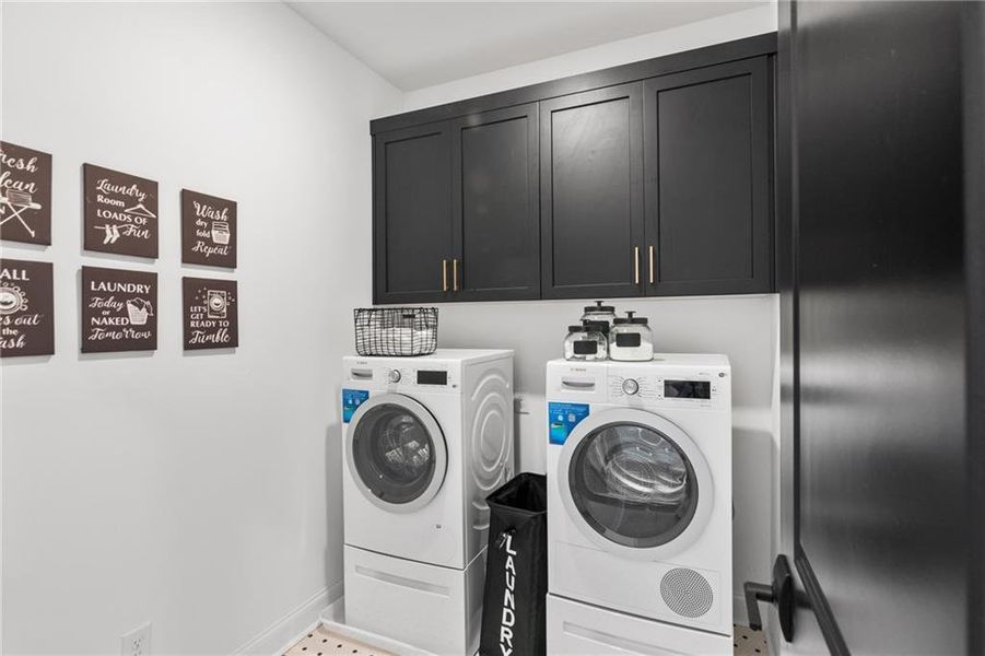 Furnished interior view inside a new home in Waterhaven, Cumming (Image 25).