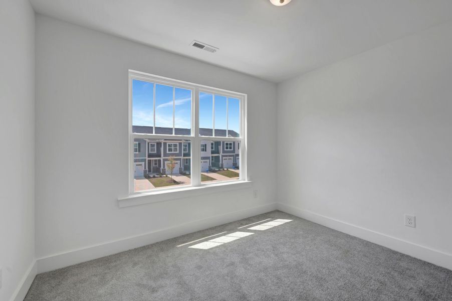 Spacious, unfurnished interior of a new home in Vaughan Farms, Angier (Image 17).