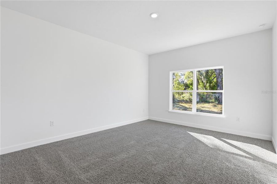 Spacious, unfurnished interior of a new home in , Sanford (Image 24).