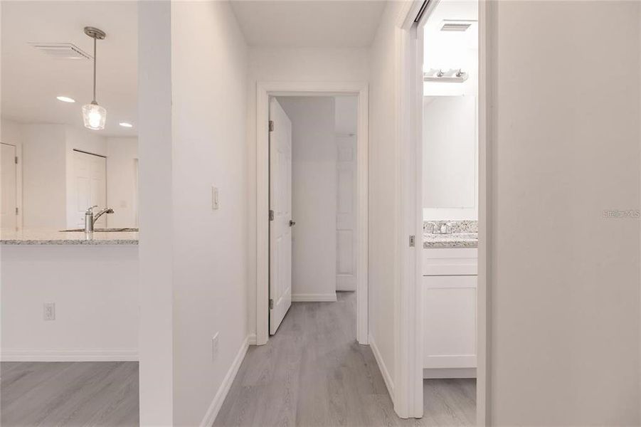 Spacious, unfurnished interior of a new home in , Punta Gorda (Image 24).