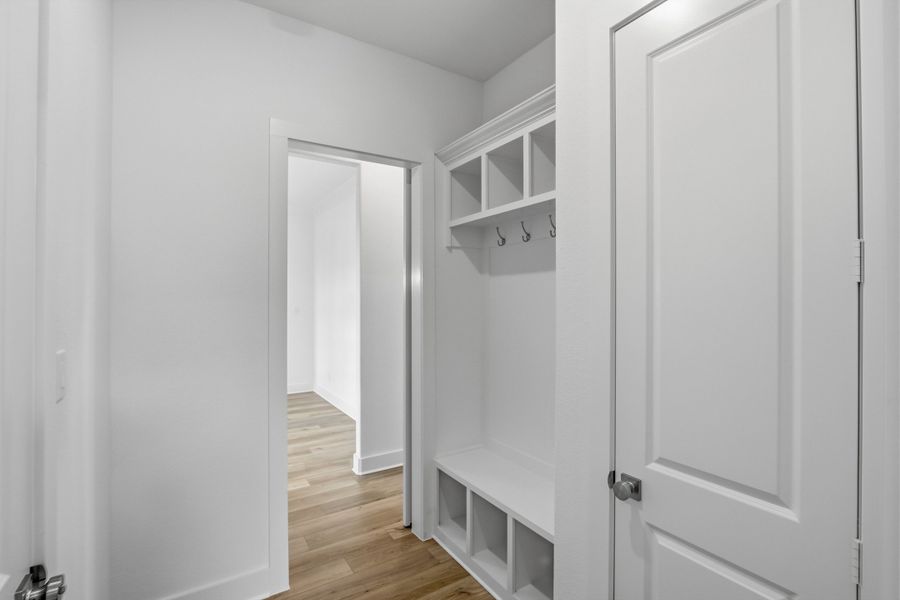 Spacious, unfurnished interior of a new home in Creekview Addition, Van Alstyne (Image 27). Spacious, unfurnished interior of a new home in Creekview Addition, Van Alstyne (Image 27).
