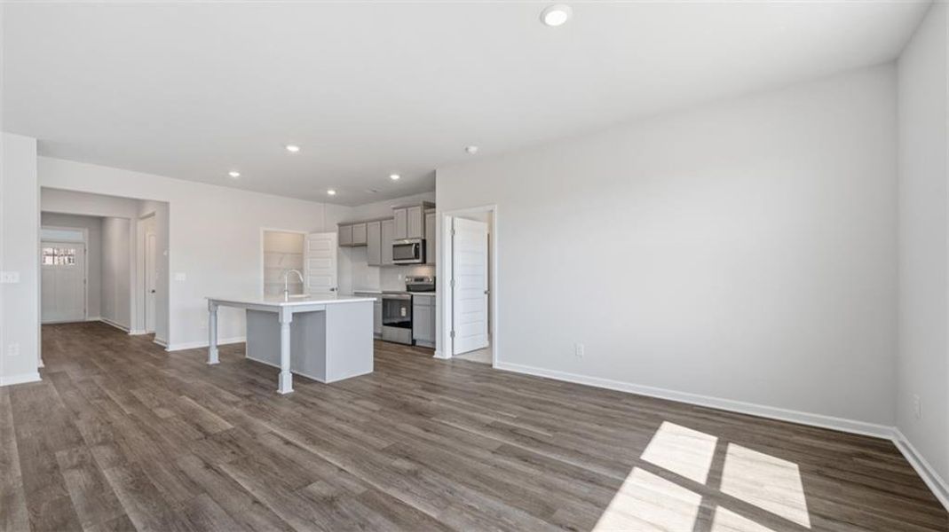 Spacious, unfurnished interior of a new home in Willowbrook, Winder (Image 17). Spacious, unfurnished interior of a new home in Willowbrook, Winder (Image 17).