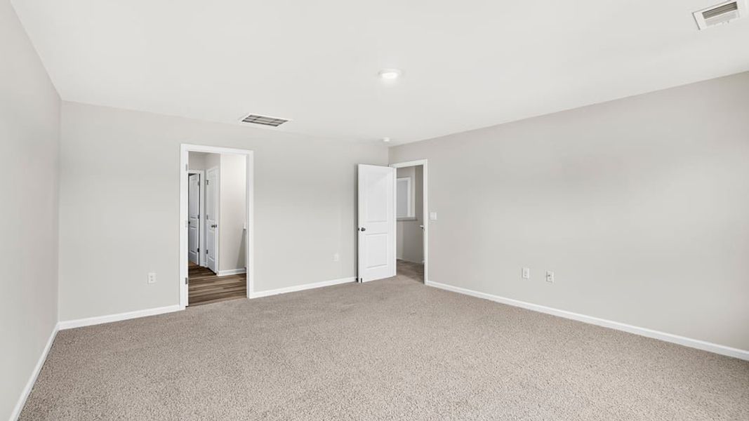 Spacious, unfurnished interior of a new home in Ravencrest, Roebuck (Image 36).