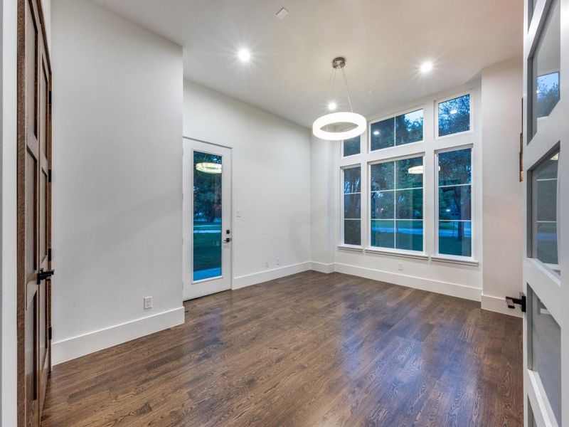 Spacious, unfurnished interior of a new home in , Dallas (Image 22).