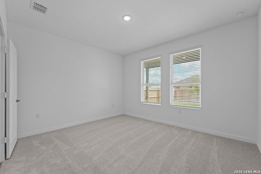 Spacious, unfurnished interior of a new home in Vida, San Antonio (Image 14). Spacious, unfurnished interior of a new home in Vida, San Antonio (Image 14).