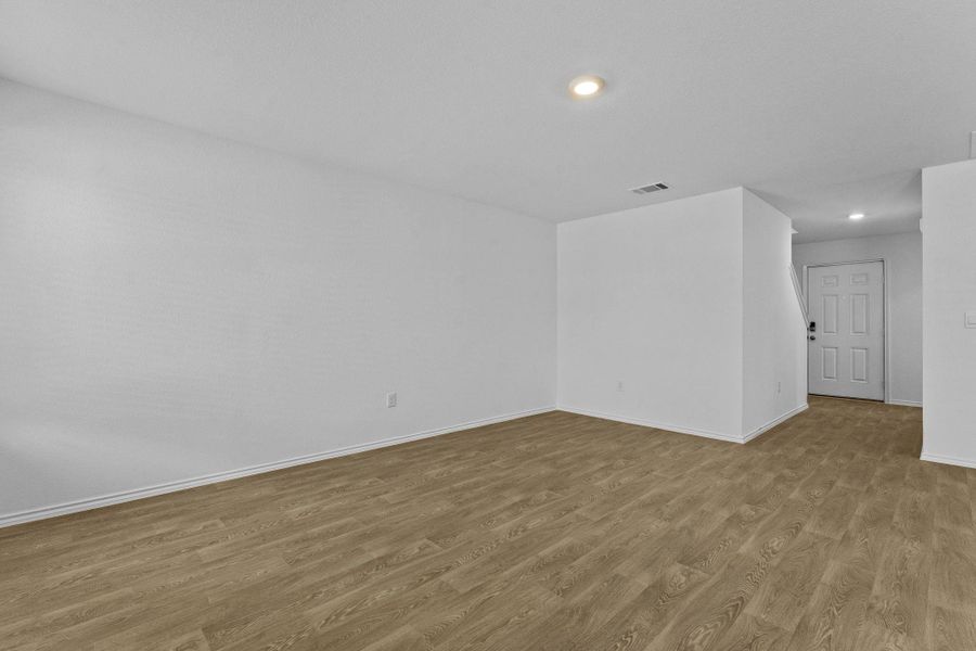 Spacious, unfurnished interior of a new home in Prairie Lakes, Buda (Image 32).