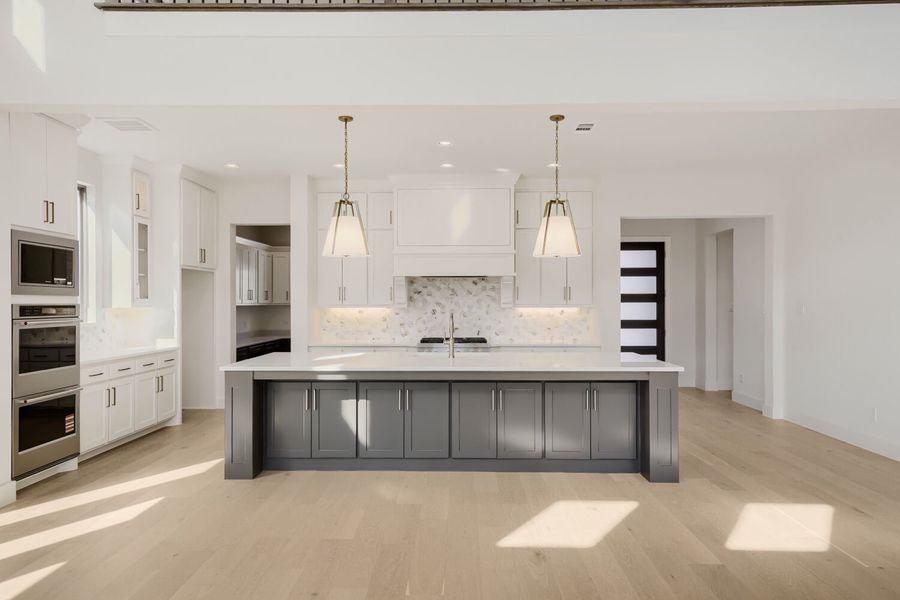 1317 Naples - Kitchen