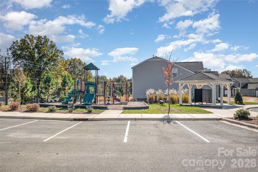 Community amenities in Adair Woods, Davidson (Image 43). Community amenities in Adair Woods, Davidson (Image 43).