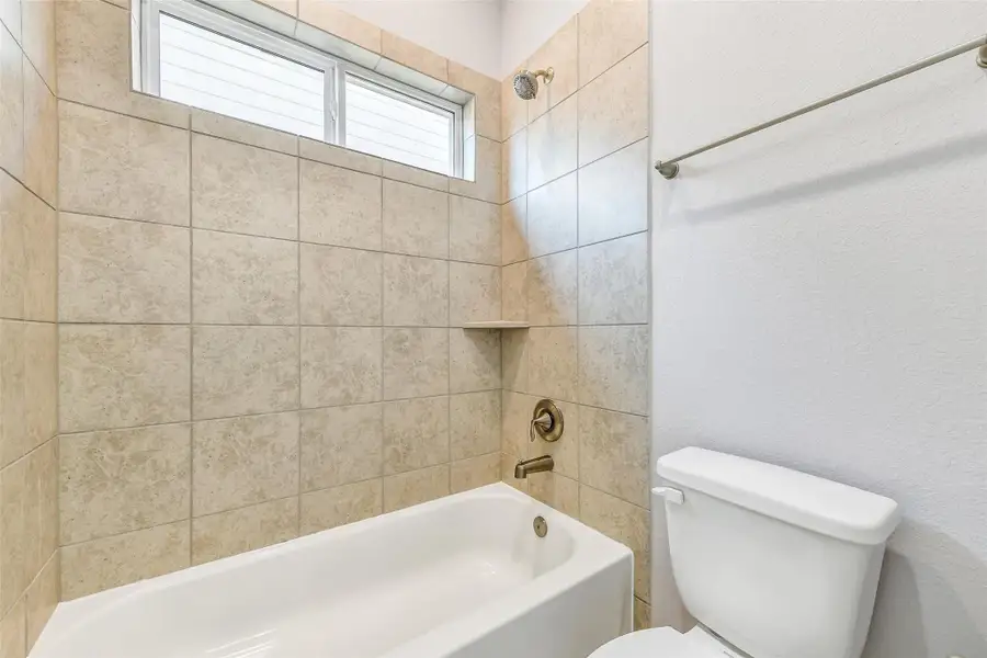 Image 34 of a home in Lago Mar 40' at Lago Mar. Image 34 of a home in Lago Mar 40' at Lago Mar.