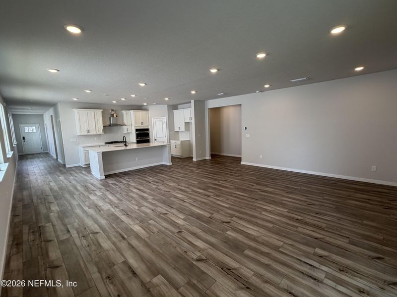 Spacious, unfurnished interior of a new home in Reserve East, Flagler Beach (Image 21).