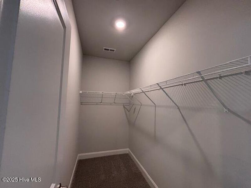 Spacious, unfurnished interior of a new home in River Village Square in River Landing, Wallace (Image 14).