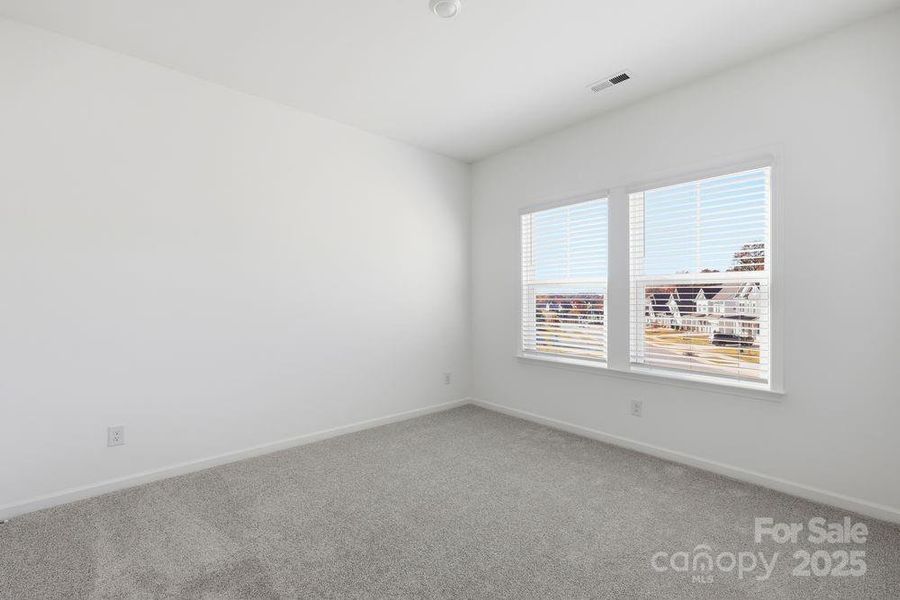 180 Glenn Drive - Ready Now! 180 Glenn Drive - Ready Now!