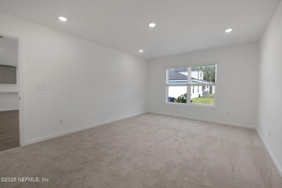 Spacious, unfurnished interior of a new home in Wilford Oaks, Orange Park (Image 32).