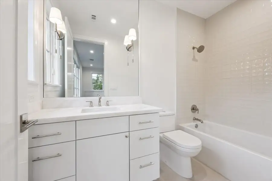 Furnished interior view inside a new home in , Houston (Image 7).