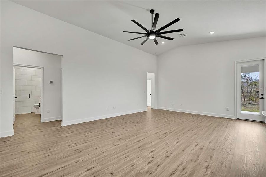 Spacious, unfurnished interior of a new home in , Brooksville (Image 23).