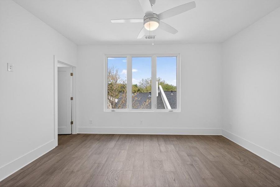 Spacious, unfurnished interior of a new home in , Decatur (Image 44).