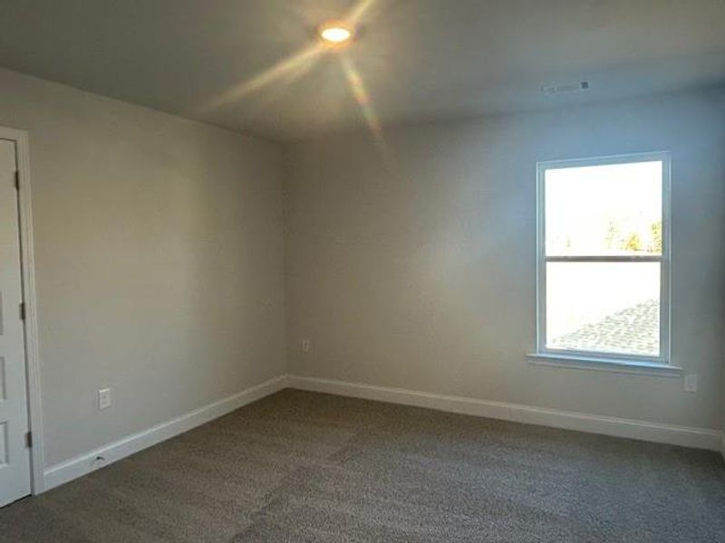 Spacious, unfurnished interior of a new home in Habersham Meadows, Demorest (Image 15).