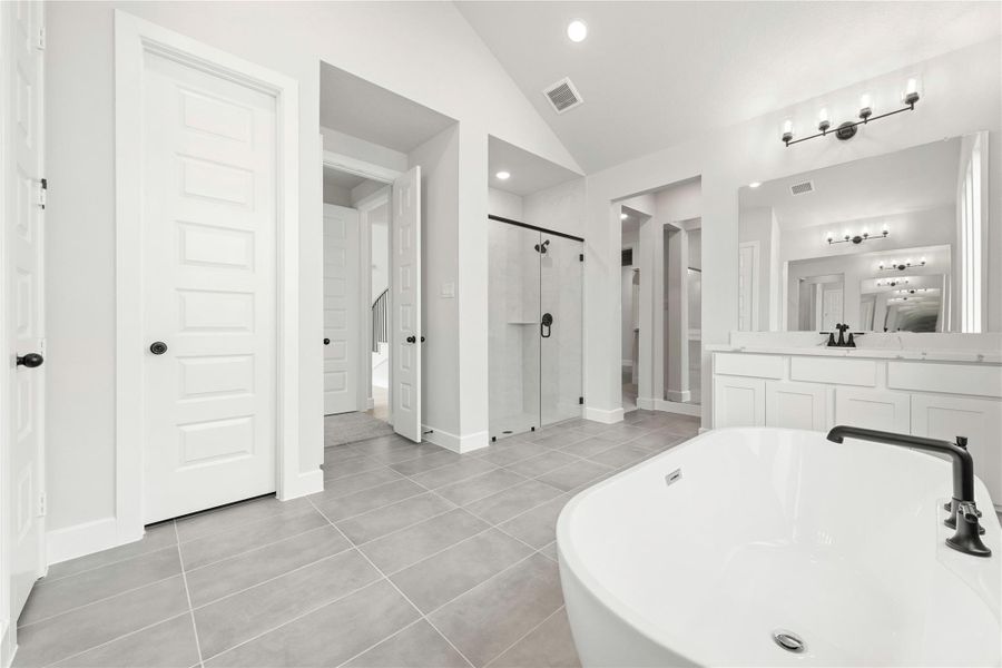 Furnished interior view inside a new home in The Woodlands Hills, Willis (Image 7).