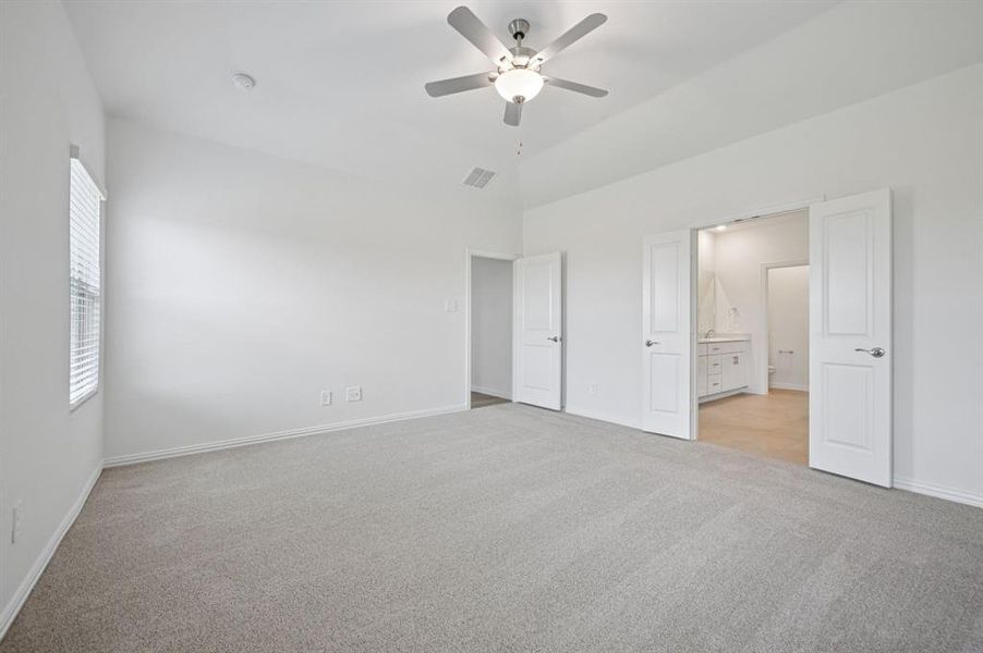 Photo is not of the actual home, but is an inspirational photo of builder’s model home and may depict options, furnishings, and/or decorator features that are not included.