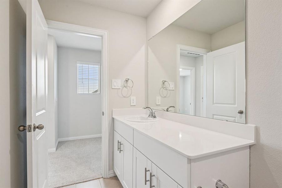 Furnished interior view inside a new home in River Ridge, Crandall (Image 10).