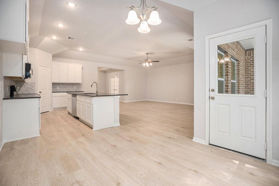 Image 29 of a home in Encino Estates. Image 29 of a home in Encino Estates.